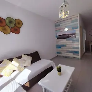 https://casa-salitre-1.in-canary-islands.com